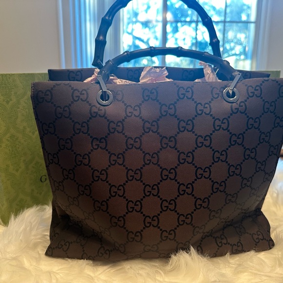 Authentic Gucci Bamboo Canvas Tote - Picture 3 of 16
